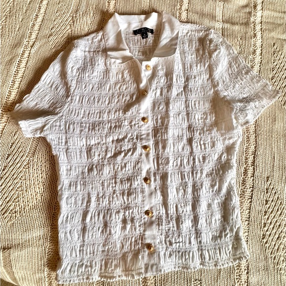 J. Crew Smocked button-up shirt in cotton-blend voile - Picture 3 of 4